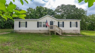 15 Northgate Dr, Phenix City, AL 36869