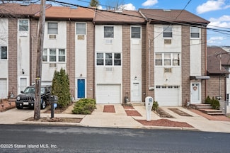 208 Ward Ave, Staten Island, NY 10304