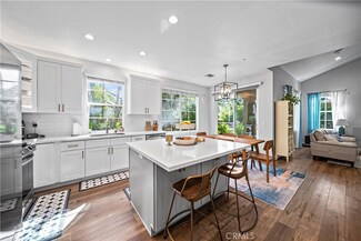 8520 Morningstar Ln, Los Angeles, CA 91304