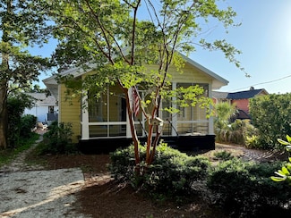 221 Church St, Mount Pleasant, SC 29464