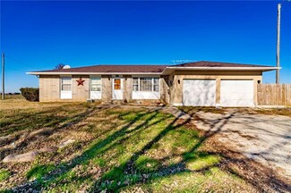 1102 Larned Rd, Troy, KS 66087