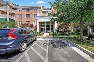 660 Straffan Dr Unit 103, Lutherville Timonium, MD 21093