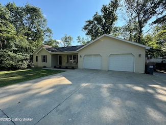 79 Brightberry Rd, Brandenburg, KY 40108