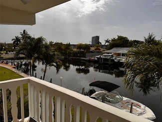 470 Paradise Isle Blvd Unit 206, Hallandale Beach, FL 33009