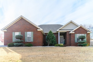 114 Mcrae Rd, Deatsville, AL 36022
