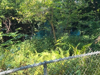 141 Pleasant St, Lunenburg, MA 01462