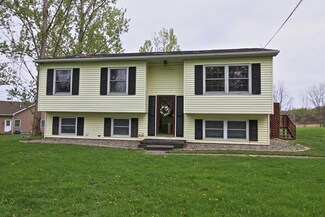 8935 State Route 90 N, King Ferry, NY 13081