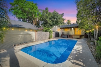 628 W Fern Ave, Redlands, CA 92373
