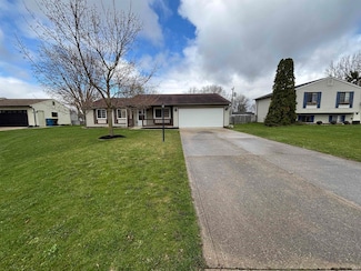 15007 Ashville Ct, Huntertown, IN 46748