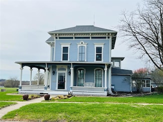 204 W Washington St, Winterset, IA 50273