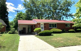 122 Molly Ave, Dayton, OH 45426