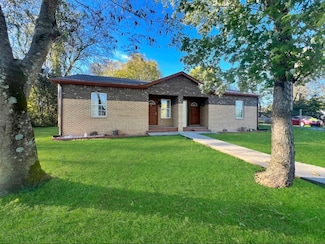 115 W End Cir, Shelbyville, TN 37160