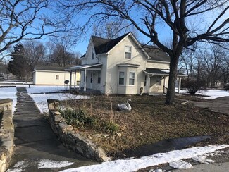 503 N 4th St, Lacygne, KS 66040