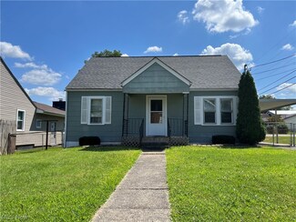 812 7th Ave, Parkersburg, WV 26101