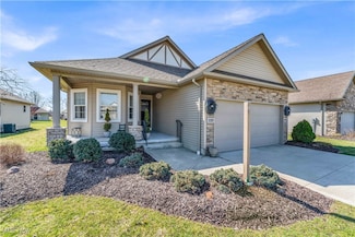 1120 Hunting Hollow, Grafton, OH 44044