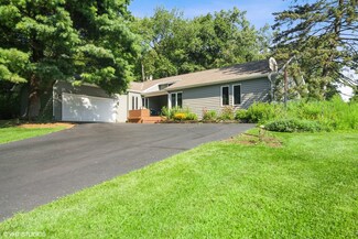 308 Brisbane Dr, Cary, IL 60013