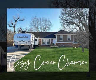104 E Jay St, Ozark, MO 65721
