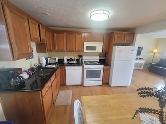 89 Ashworth Ave Unit 8, Hampton, NH 03842