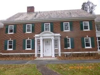 41 Ormsbee Ave, Proctor, VT 05765