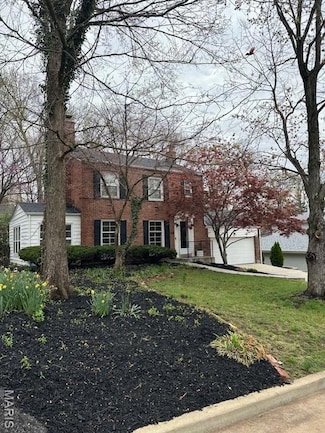 1121 North Dr, Saint Louis, MO 63122