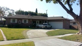 1032 W Park Ln, Santa Ana, CA 92706