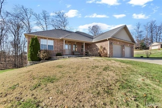 2403 Smith Trail Rd, Jackson, MO 63755