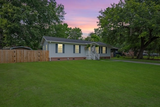 401 Amy Dr, Goose Creek, SC 29445