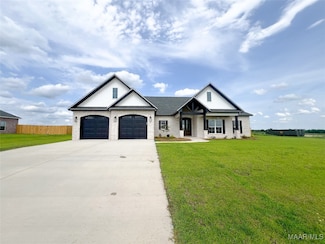 105 Durham Dr, Enterprise, AL 36330