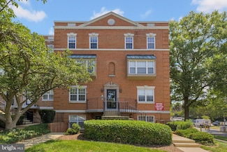 3601 38th St NW Unit 303, Washington, DC 20016