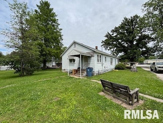 20 Penco Ave, Centralia, IL 62801
