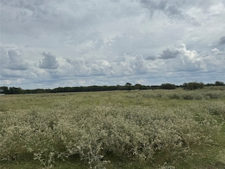 800 County Road 2870, Honey Grove, TX 75446