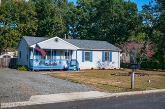 120 Gunwale Rd, Manahawkin, NJ 08050