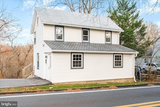 2060 Flag Marsh Rd, Mount Airy, MD 21771