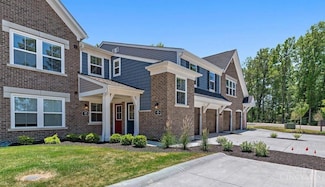 5880 Parkview Ln, Milford, OH 45150
