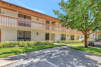 348 Brackenwood Cir, Palm Beach Gardens, FL 33418