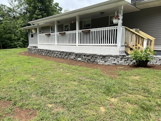 3440 Iron Gate Dr, White Pine, TN 37890