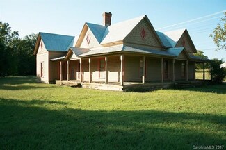 251 Henrietta St, Ellenboro, NC 28040