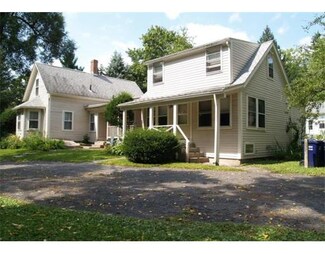 1057 N Pleasant St, Amherst, MA 01002