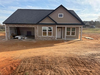 931 Ferree Rd, Campobello, SC 29322