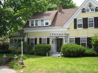 33 Church St, West Dennis, MA 02670