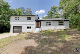 216 Randall Dr, Warner Robins, GA 31088