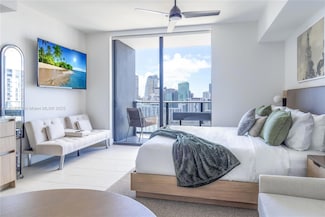 159 NE 6th St Unit 3906, Miami, FL 33132