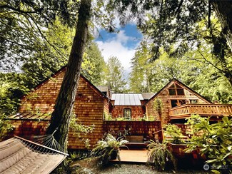 142 Resolute Ln, Port Ludlow, WA 98365