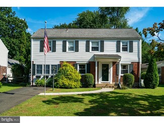 524 Enfield Rd, Oreland, PA 19075