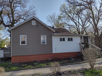 750 E Hickory St, Kankakee, IL 60901