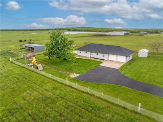 252 SE 23 Hwy, Knob Noster, MO 65336