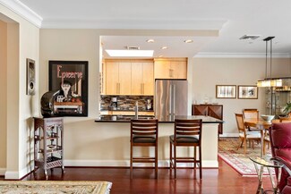 629 Hammond St Unit WPH12, Chestnut Hill, MA 02467