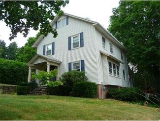 5 Moore Ave, Worcester, MA 01602