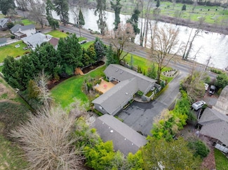 3130 Lower River Rd, Grants Pass, OR 97526