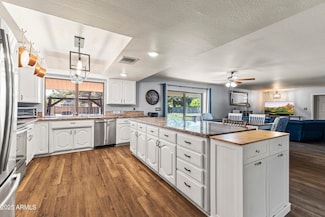 947 E Longhorn Cir, Chandler, AZ 85286